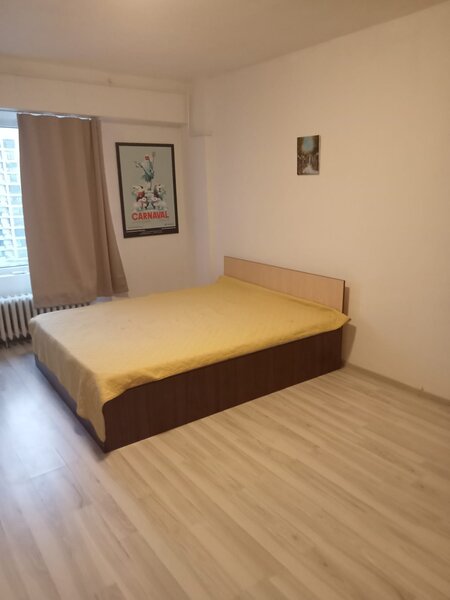 Stefan cel Mare inchiriere garsoniera la 3 min pana la gura de metrou