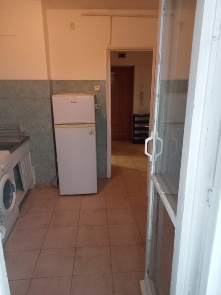 Stefan cel Mare inchiriere garsoniera la 3 min pana la gura de metrou